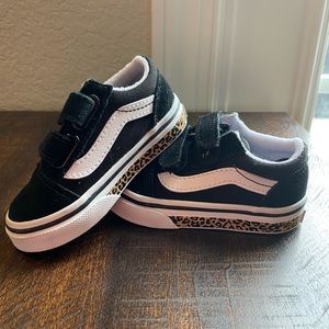 Like-new Leopard trimmed Toddler Vans